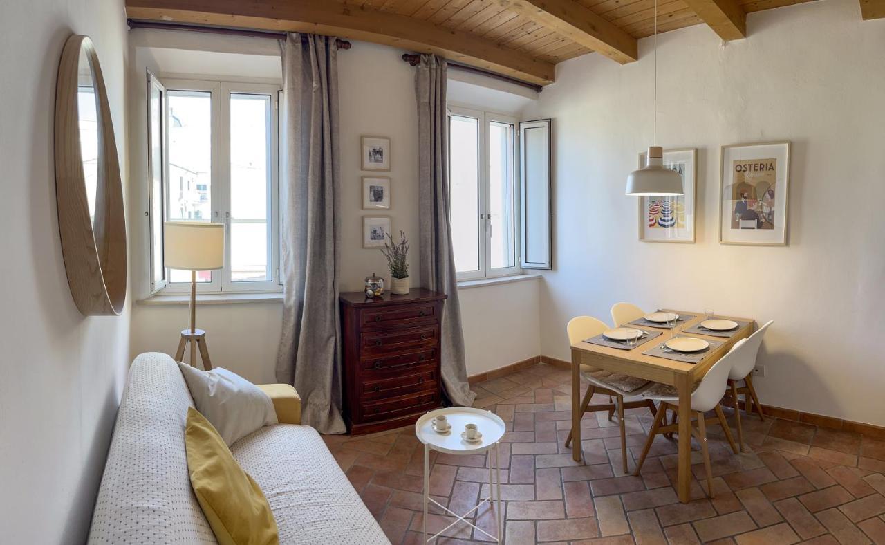 Appartements Dans Agreable Maison De Ville Centre Historique De Rimini Exteriér fotografie