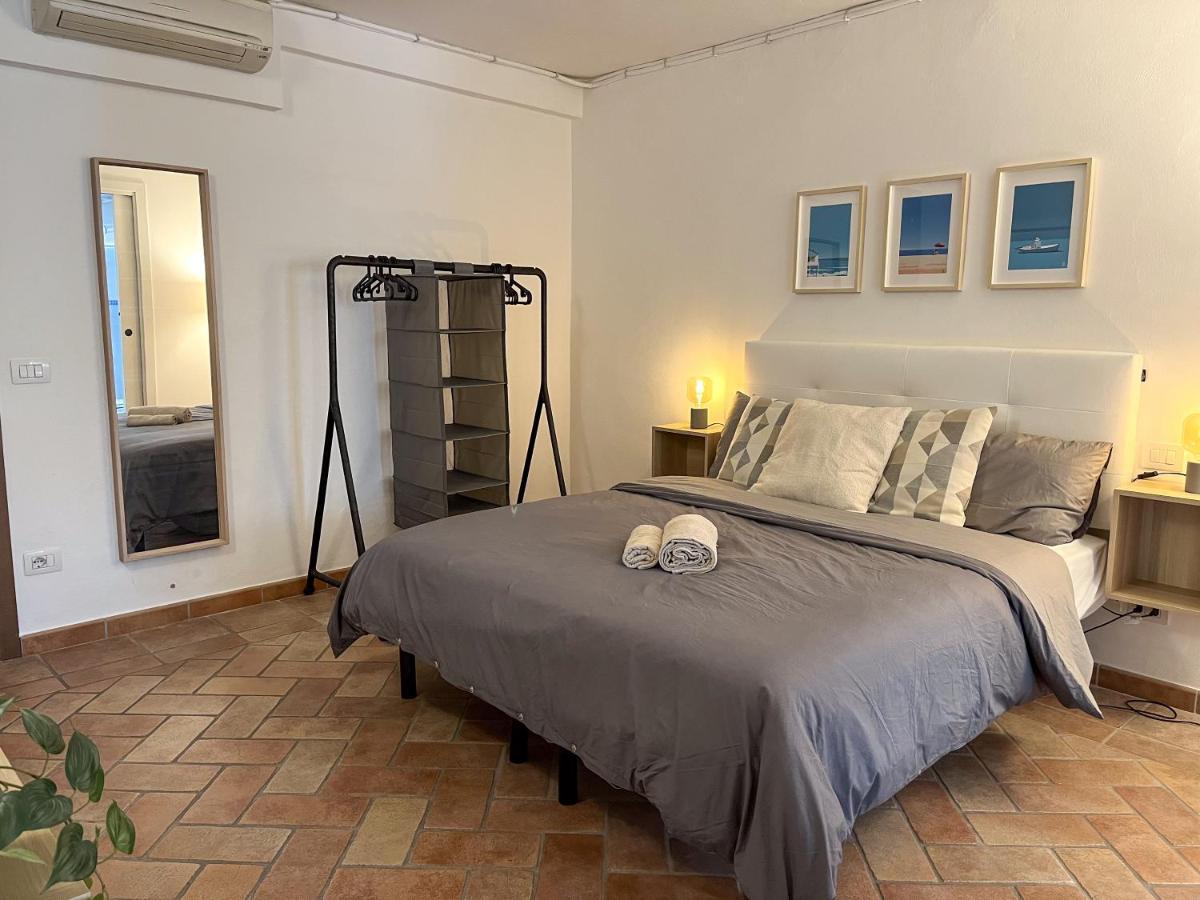 Appartements Dans Agreable Maison De Ville Centre Historique De Rimini Exteriér fotografie